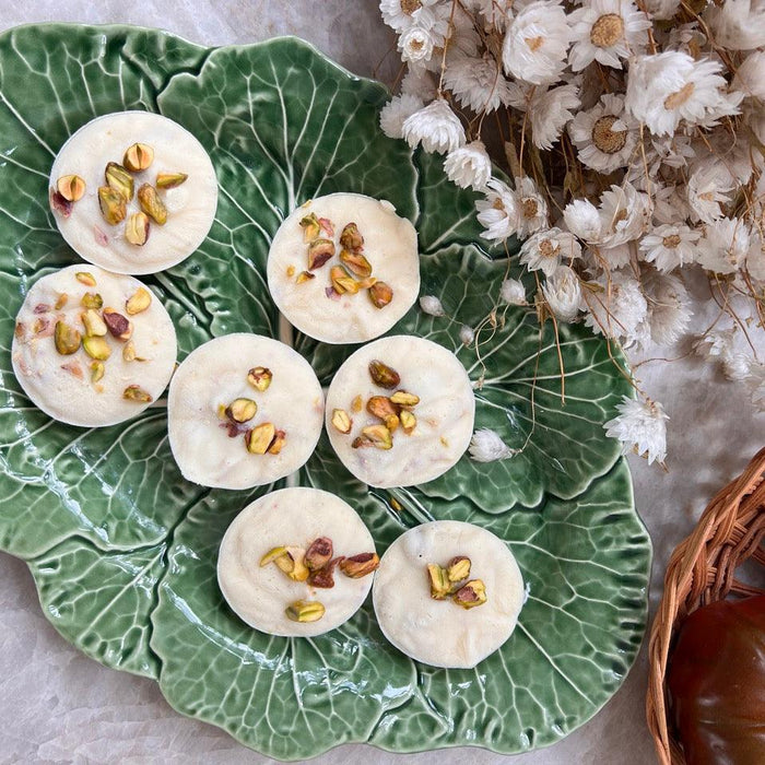 Yoghurt-Pistache ijsjes - FOODIES IN HEELS