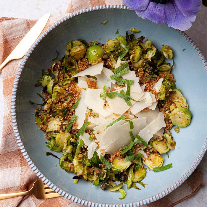 Geroosterde spruitensalade - FOODIES IN HEELS