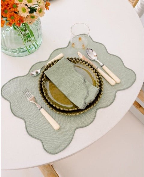 Placemat Palma Light Green with Light Green Anti - Stain 35x50cm - Placemats - Mariaida Home