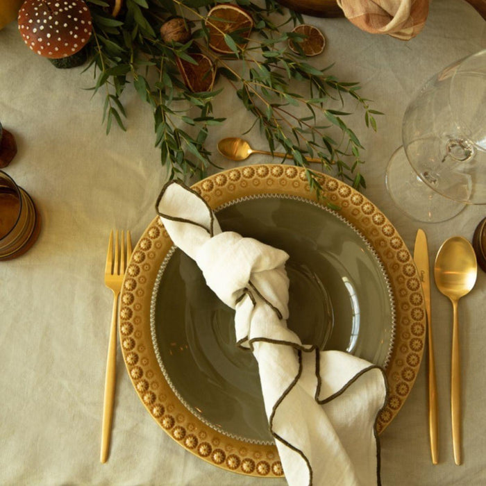 Solo Matte Gold bestekset 5 - delig - Besteksets - Cutipol