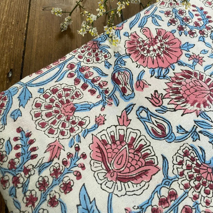 Tafelkleed Pink, Red & Blue Floral 170x300cm - Tafelkleden - Twizzell