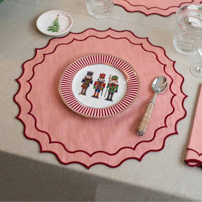 Tischset Navy gestickt lachsrosa mit rot 45cm - Tischsets - Mariaida Home