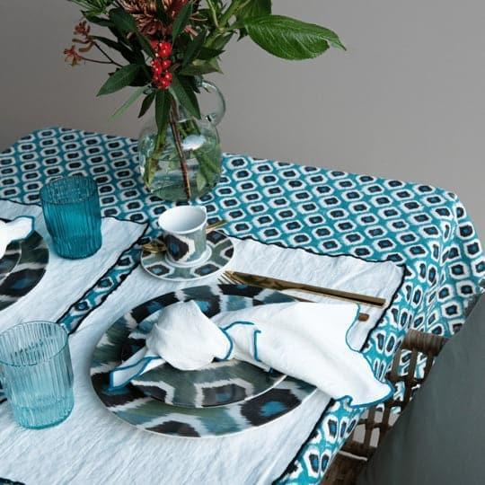 Dinner plate Ikat porcelain blue 28cm Les Ottomans - FOODIES IN HEELS