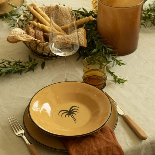 Pasta plate palm tree honey yellow smooth rim 23cm Enza Fasano - -. FOODIES IN HEELS