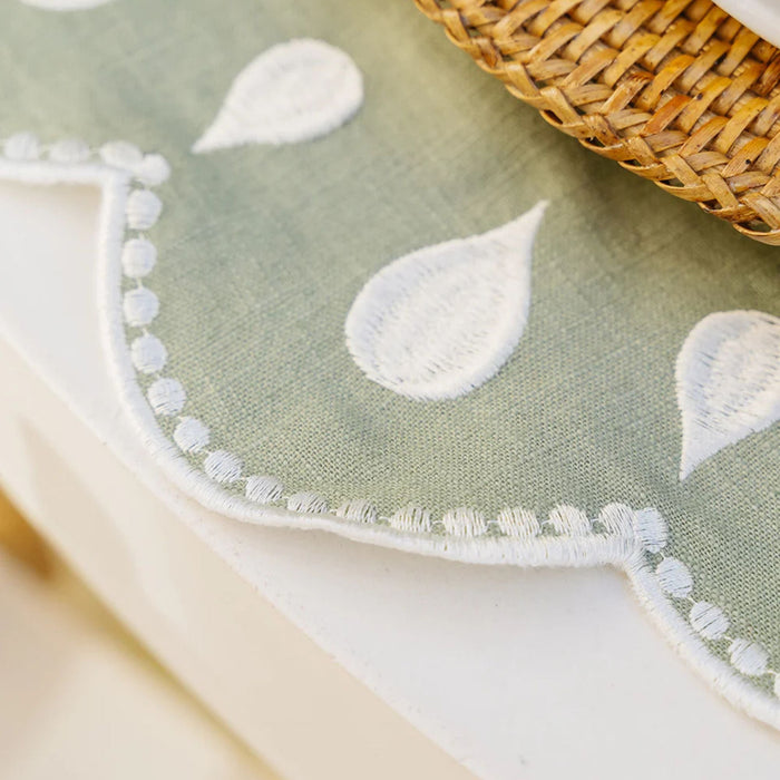 Placemat Gotas embroidered green & white 45cm - Placemats - Mariaida Home