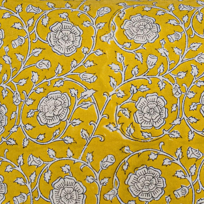 Round tablecloth Banna yellow 175cm Jamini - - FOODIES IN HEELS