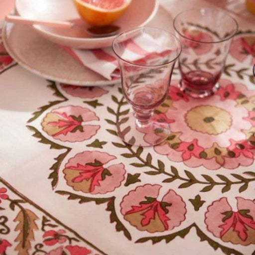 Tablecloth Rosette Rose 150x250cm Bungalow - -. FOODIES IN HEELS